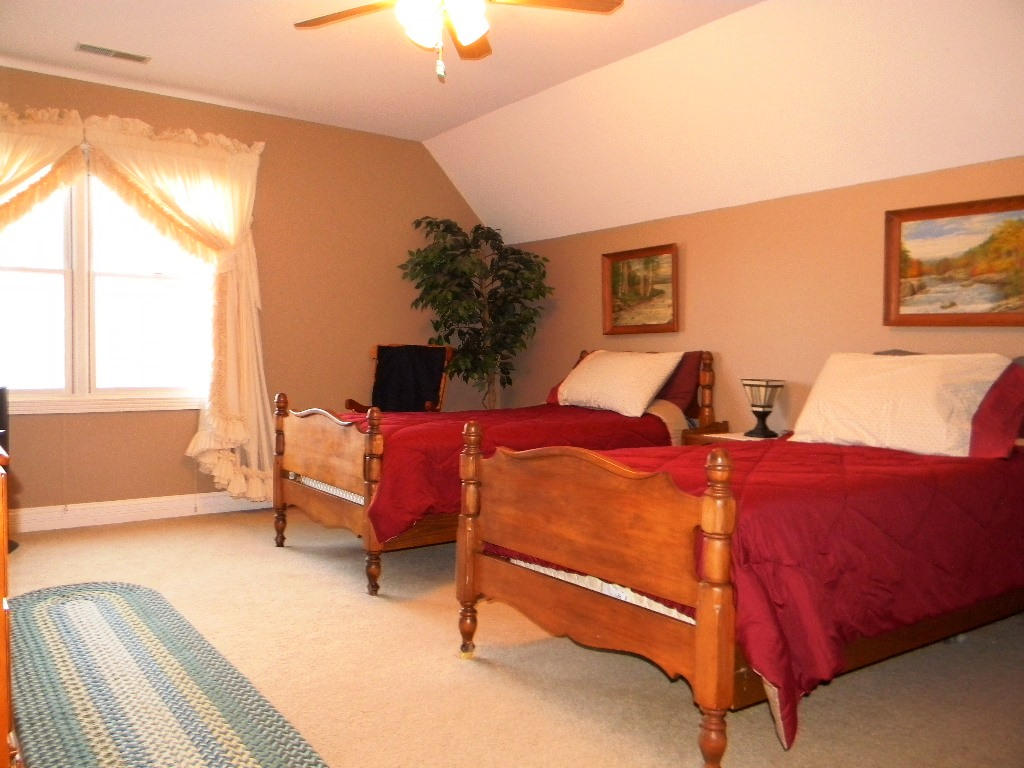 386 Rogers Road Crossville, TN 38571 - Photo 18 of 39 40