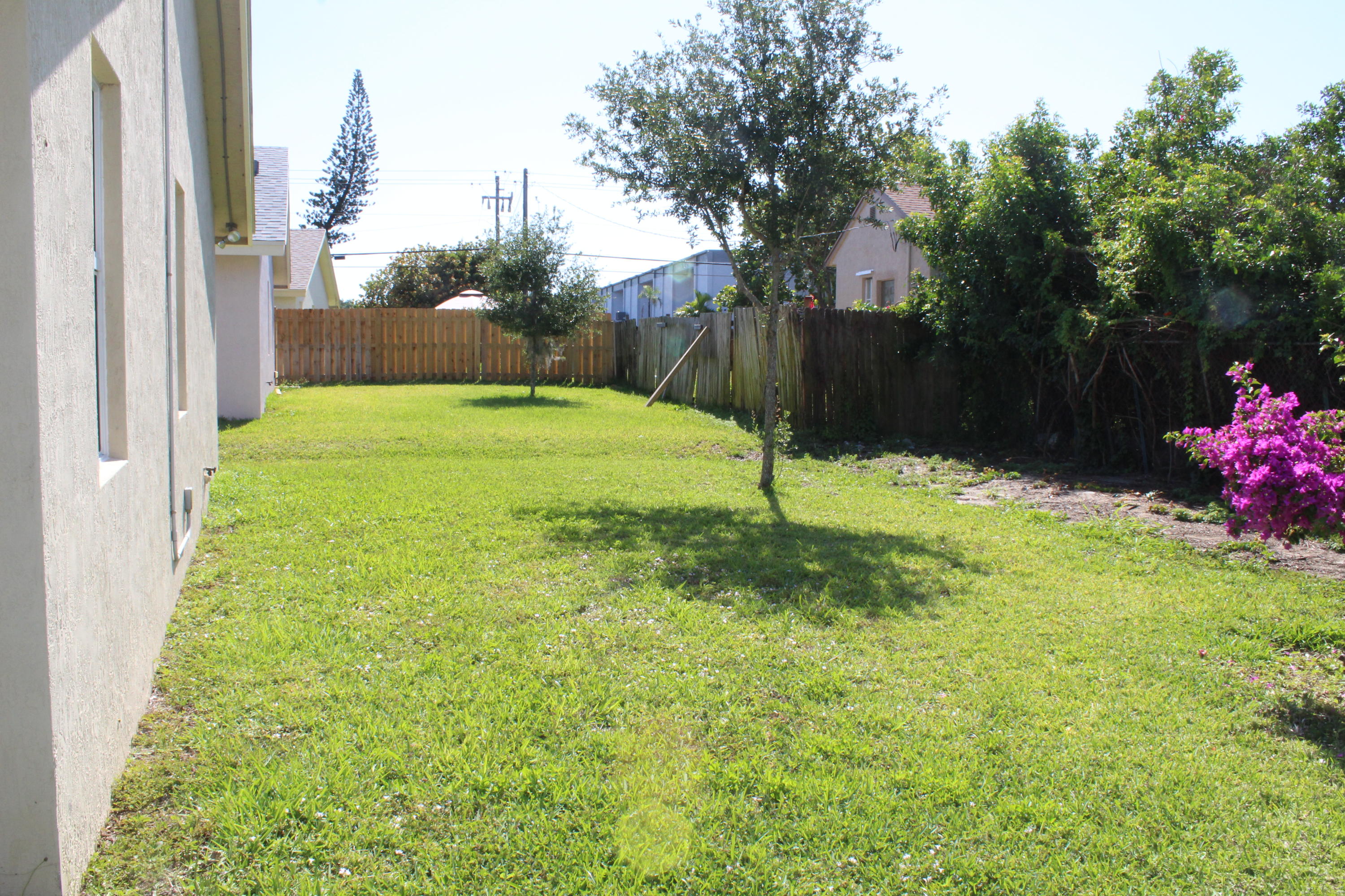 412 Southridge Road Delray Beach, FL 33444 - Photo 19 of 19 IMG_2156