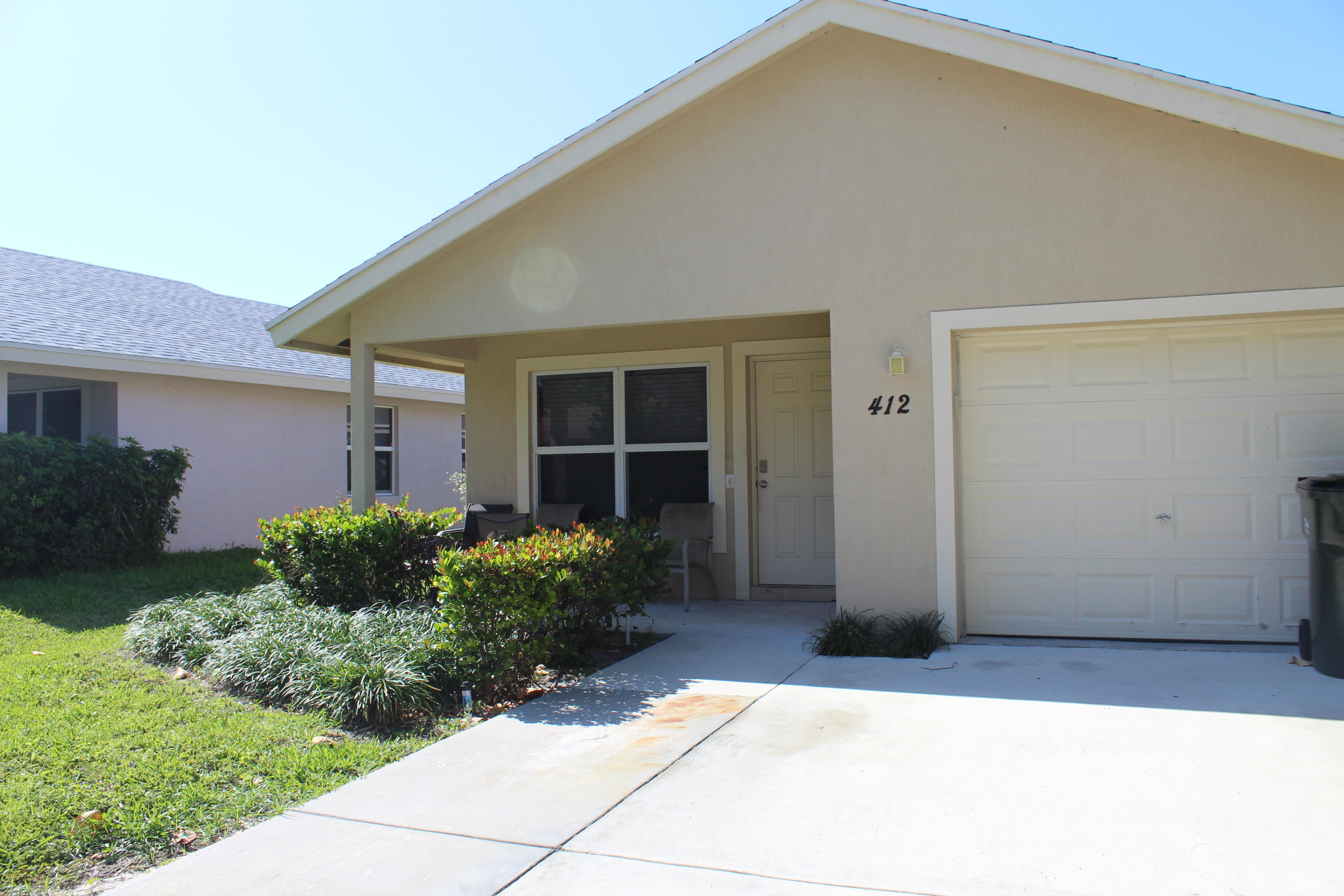 412 Southridge Road Delray Beach, FL 33444 - Photo 2 of 19 IMG_2139