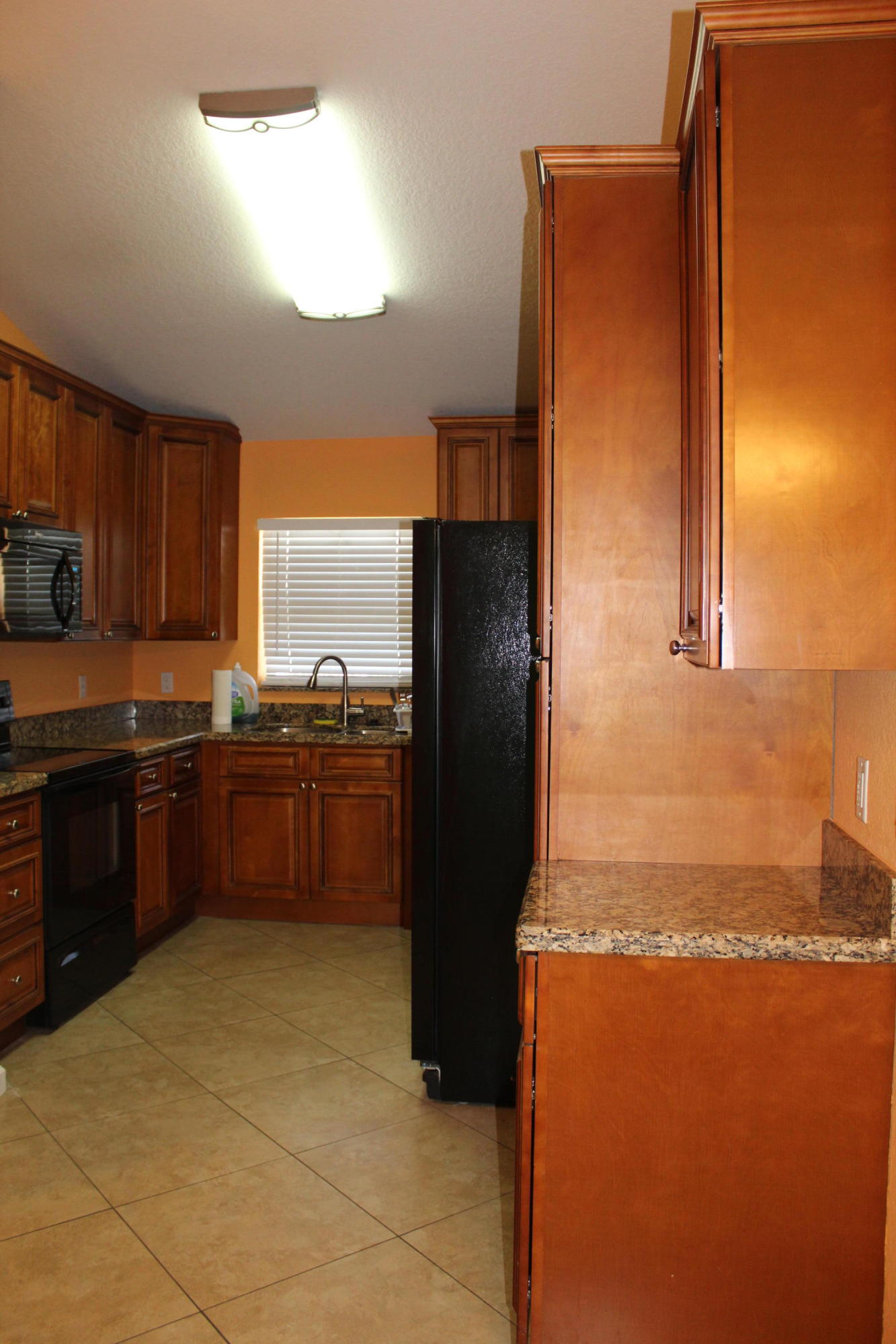 412 Southridge Road Delray Beach, FL 33444 - Photo 6 of 19 IMG_2143