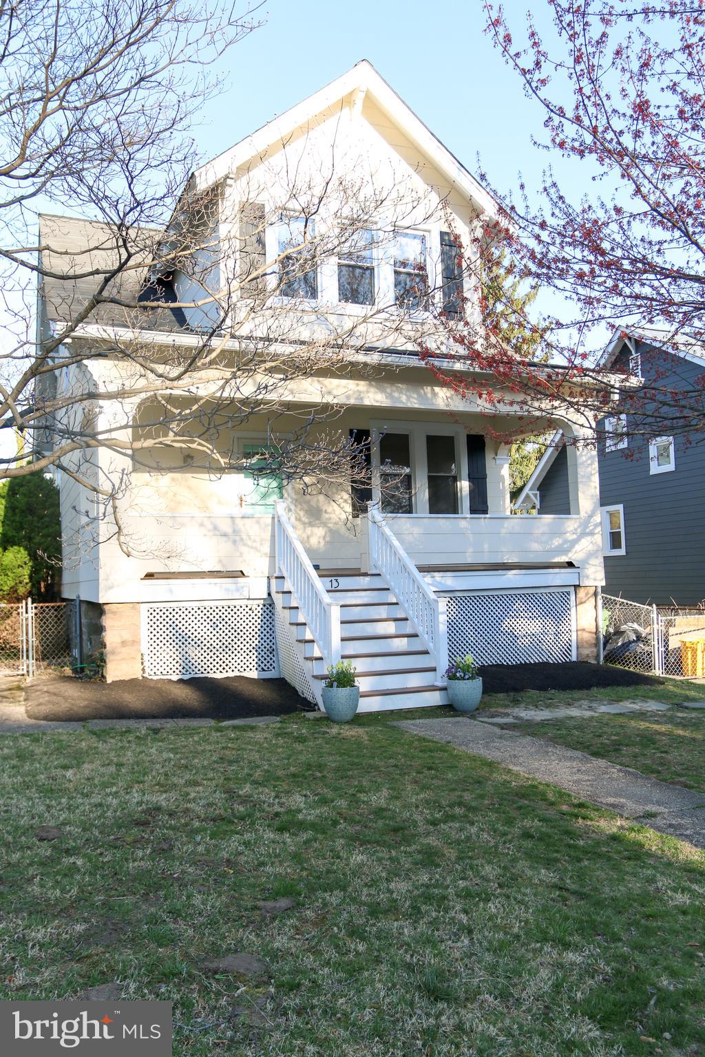 13 Mallow Hill Road Baltimore, MD 21229 - Photo 2 of 35 Great Front Porch to Welcome you HOME!