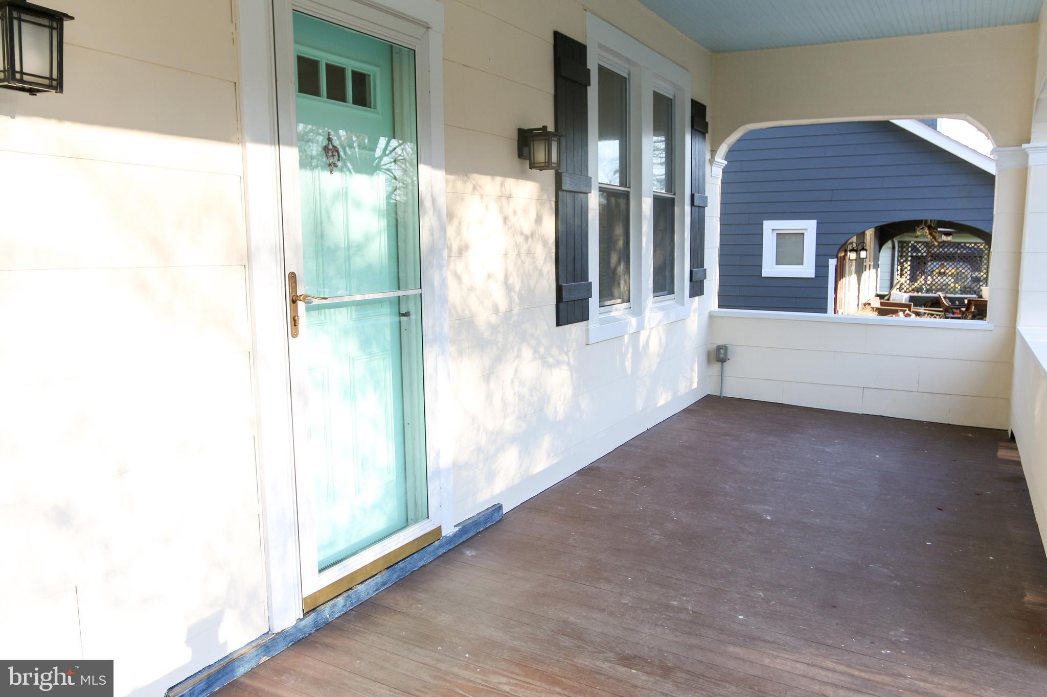 13 Mallow Hill Road Baltimore, MD 21229 - Photo 28 of 35 Imagine Evenings on the Trex Porch.