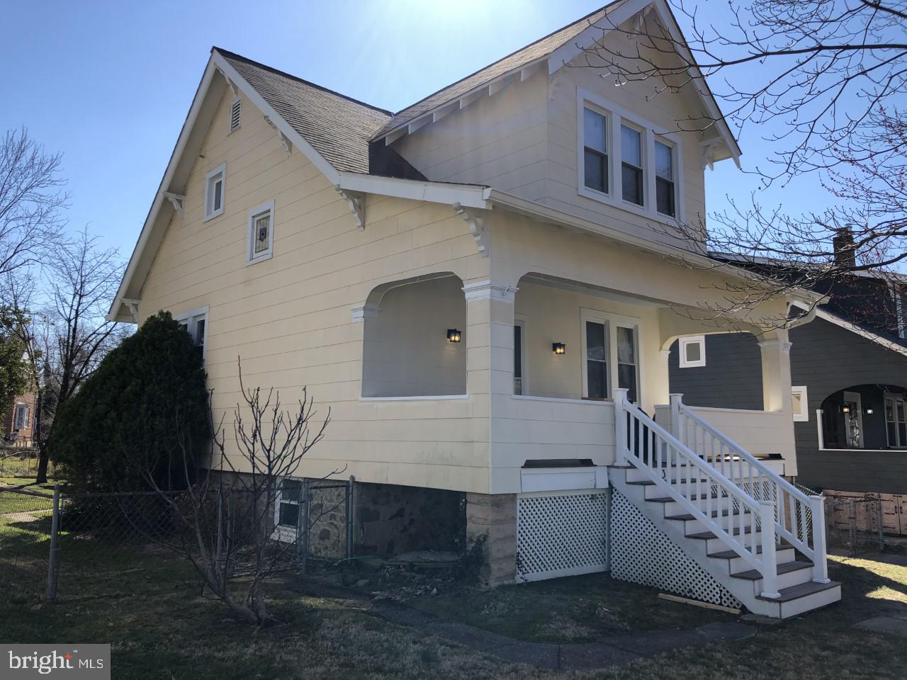 13 Mallow Hill Road Baltimore, MD 21229 - Photo 29 of 35 Side View with new Stairs to the New Porch.