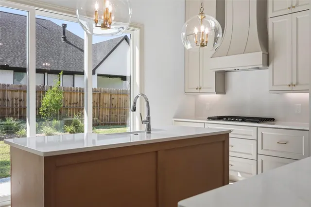 $529,990 | 106 Wyndemere Drive, Montgomery, TX 77356