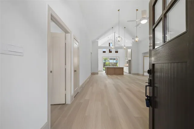 $529,990 | 106 Wyndemere Drive, Montgomery, TX 77356