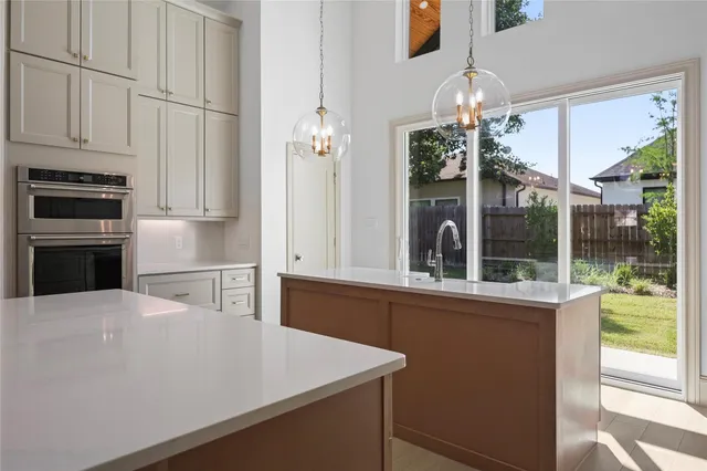 $529,990 | 106 Wyndemere Drive, Montgomery, TX 77356