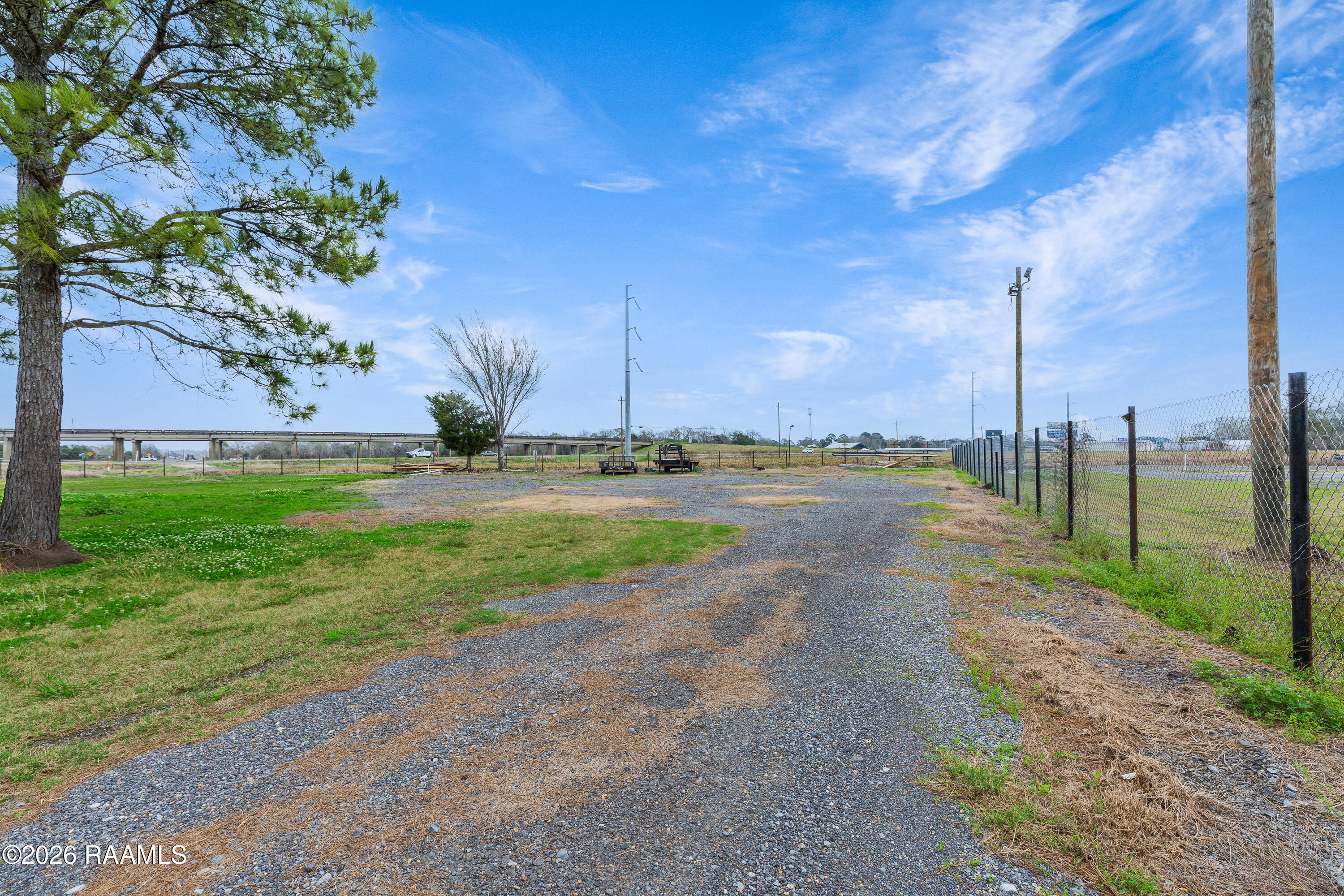 2913 Avery Island Road New Iberia, LA 70560 - Photo 4 of 21 2913 Avery Island New Iberia-19