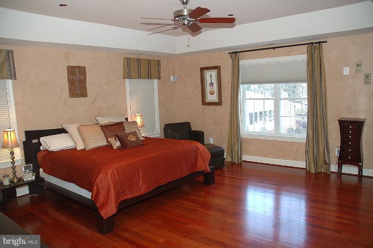 9903 Old Georgetown Road Bethesda, MD 20814 - Photo 12 of 19 Bedroom (Master)