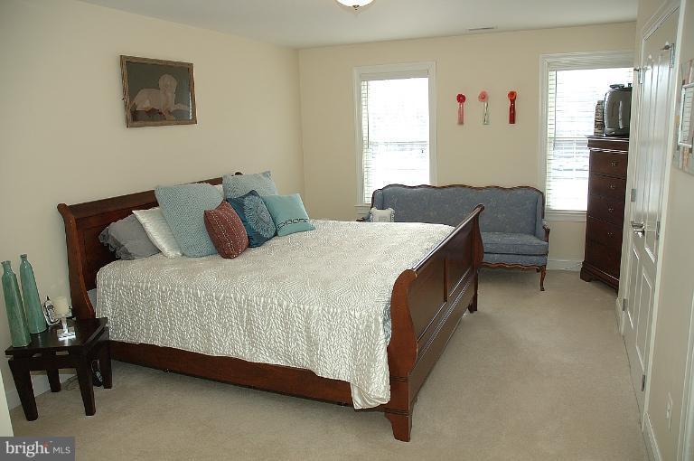9903 Old Georgetown Road Bethesda, MD 20814 - Photo 9 of 19 Bedroom