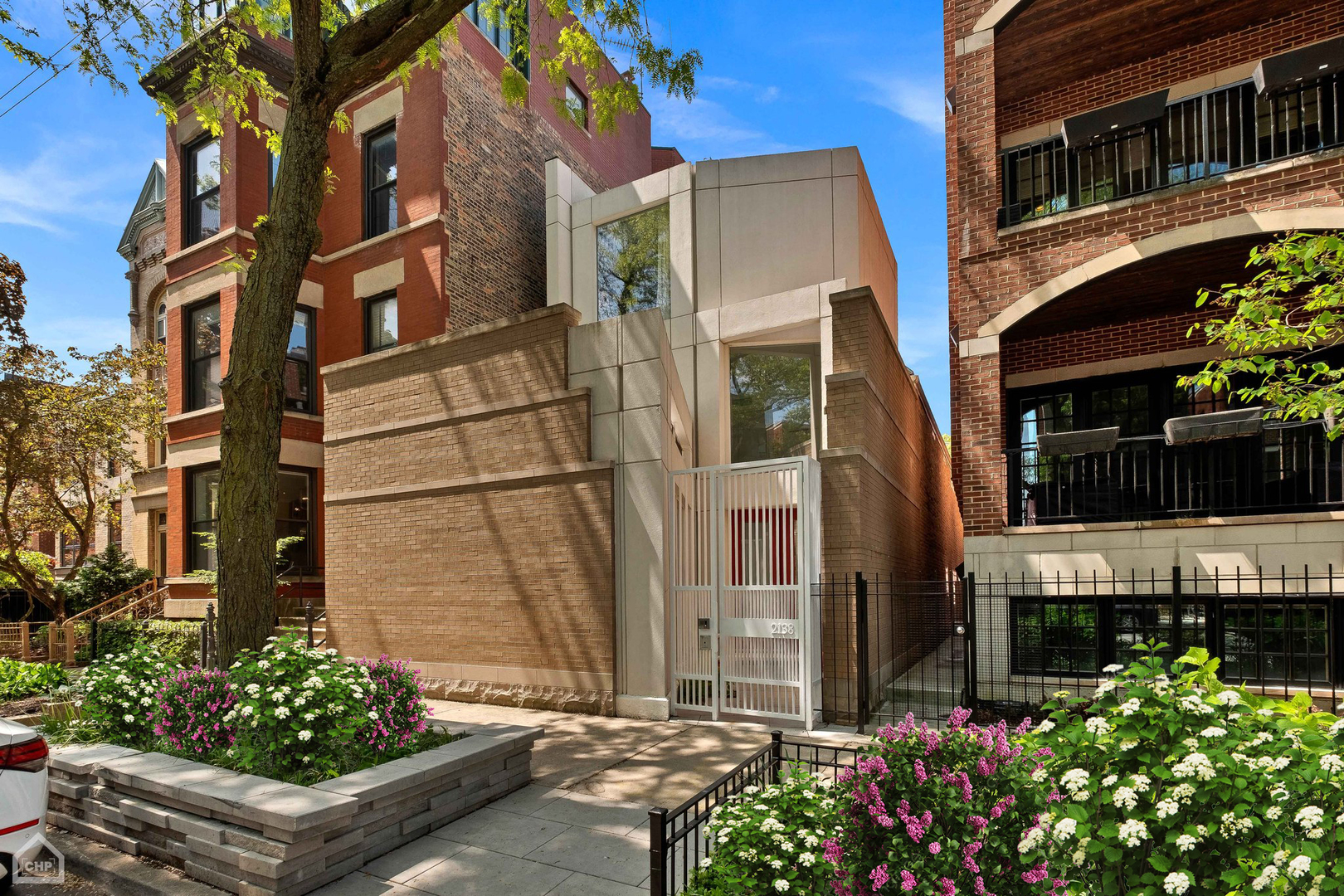 2138 North Racine Avenue Chicago, IL 60614 - Photo 1 of 45 Gallery Image 1
