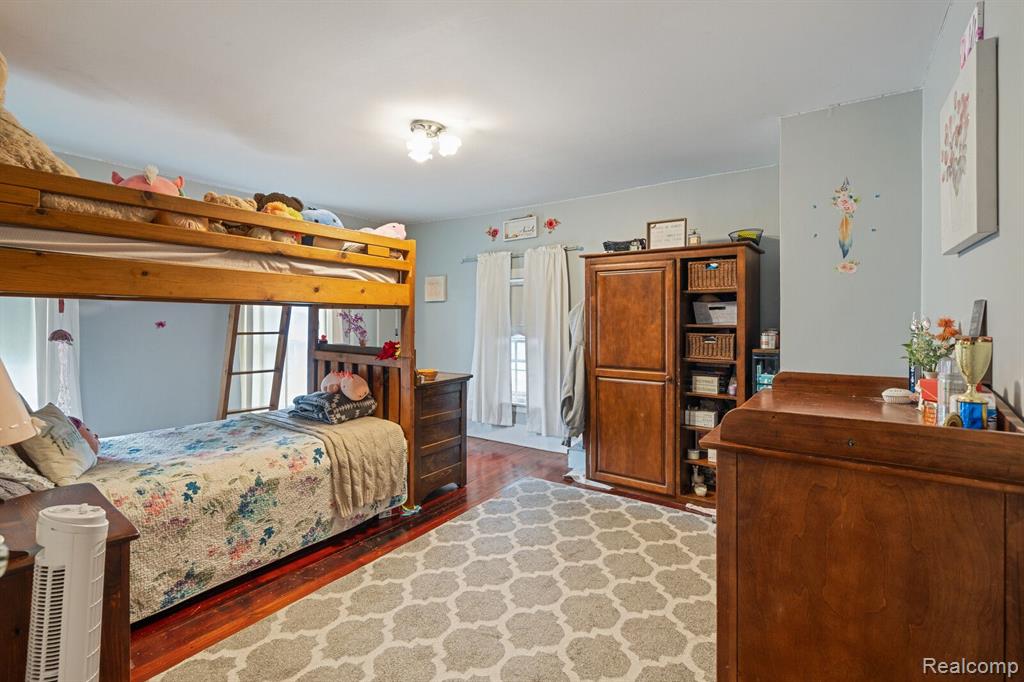 5244 Greer Road West Bloomfield, MI 48324 - Photo 31 of 41 Gallery Image 31