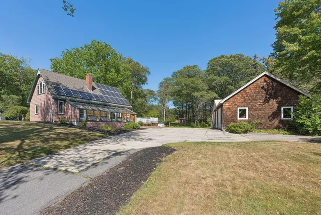 $755,000 | 90 Ocean House Road, Cape Elizabeth, ME 04107