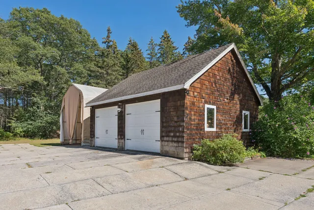 $755,000 | 90 Ocean House Road, Cape Elizabeth, ME 04107