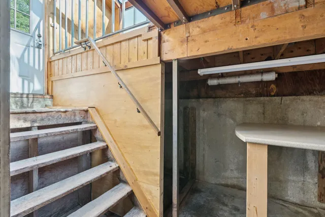 $755,000 | 90 Ocean House Road, Cape Elizabeth, ME 04107