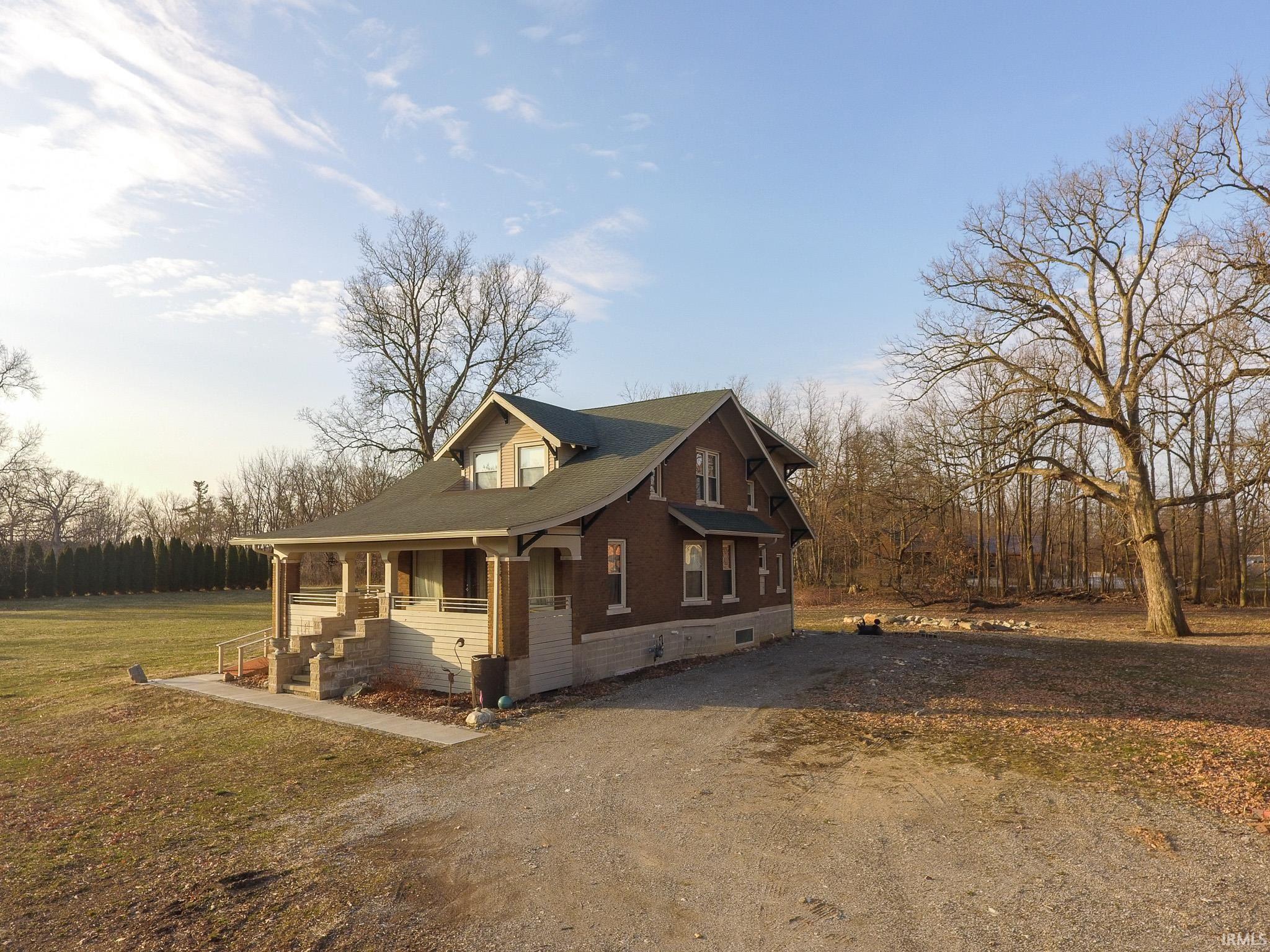 321 Tioga Road Monticello, IN 47960 - Photo 6 of 36 Gallery Image 6