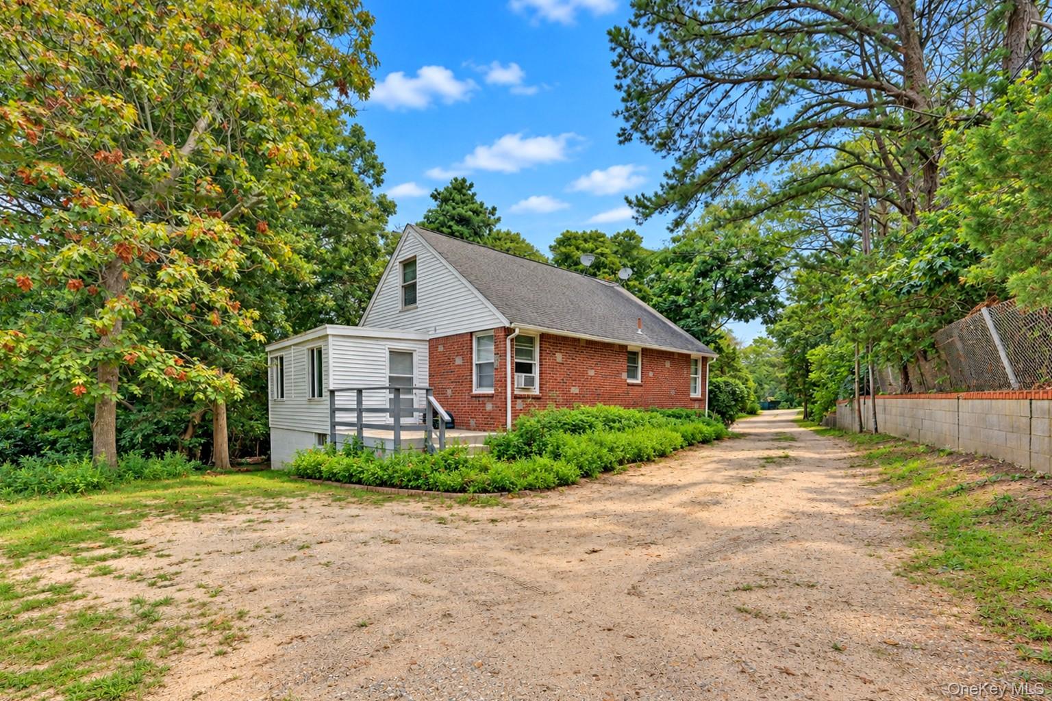45 Peconic Road Hampton Bays, NY 11946 - Photo 2 of 18 3 bedroom house, oil heat