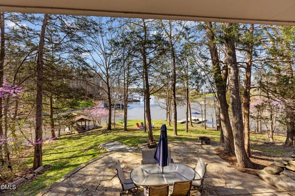$800,000 | 350 Fox Lair Trail, Semora, NC 27343