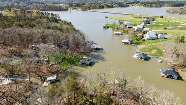 $800,000 | 350 Fox Lair Trail, Semora, NC 27343