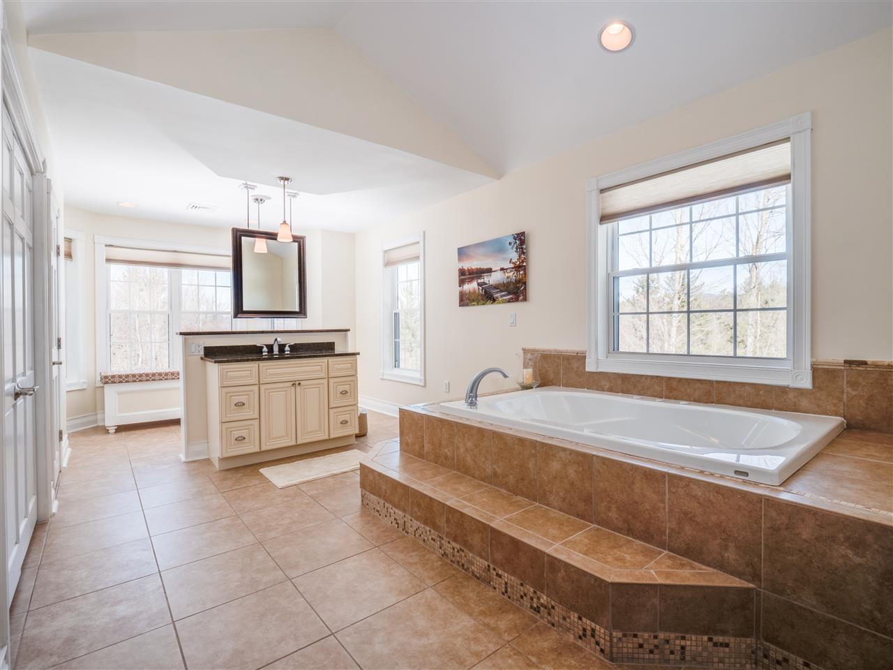 185 West Pinnacle Ridge Road, Unit 17D Waterbury, VT 05676 - Photo 24 of 39 Gallery Image 24