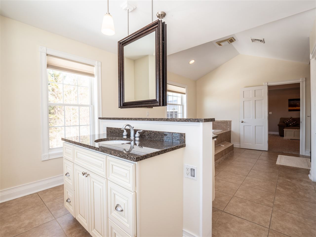 185 West Pinnacle Ridge Road, Unit 17D Waterbury, VT 05676 - Photo 25 of 39 Gallery Image 25
