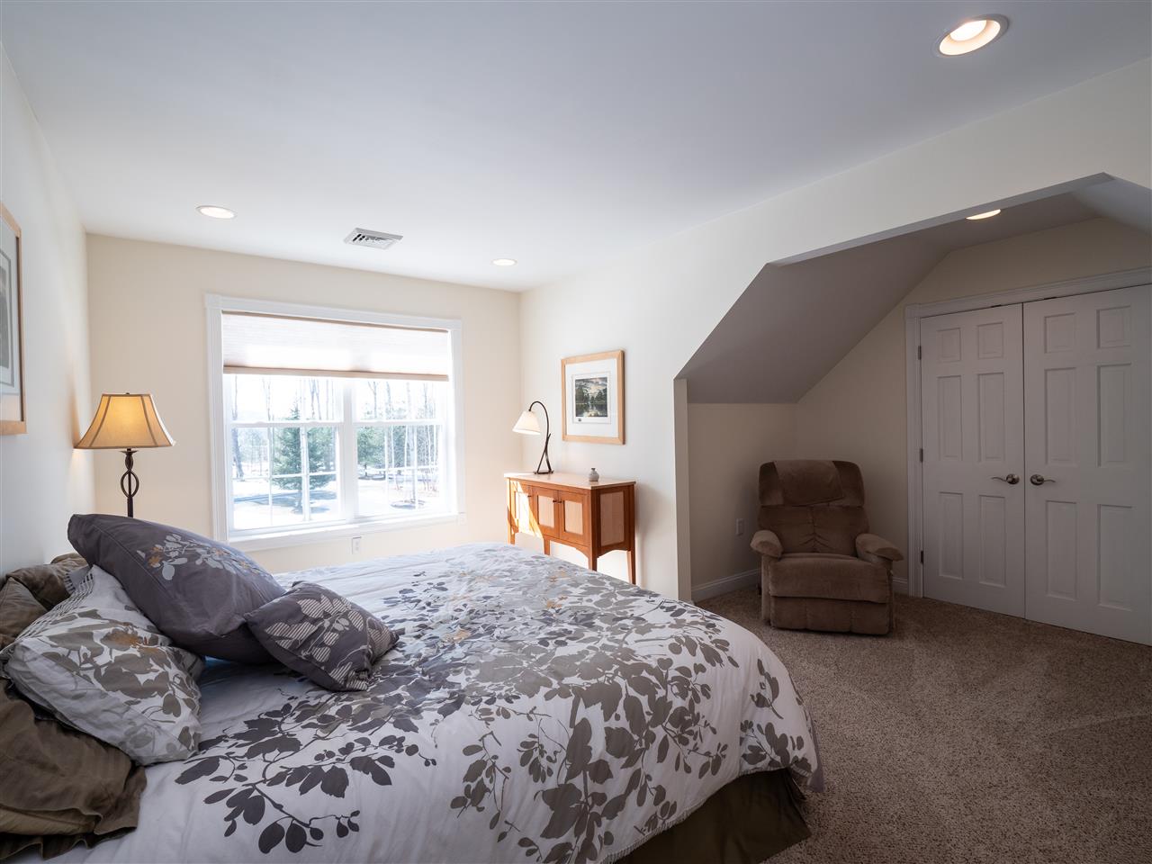 185 West Pinnacle Ridge Road, Unit 17D Waterbury, VT 05676 - Photo 33 of 39 Gallery Image 33