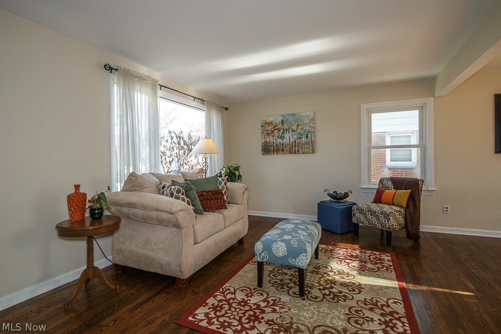 4502 Laurel Road Cleveland, OH 44121 - Photo 25 of 31