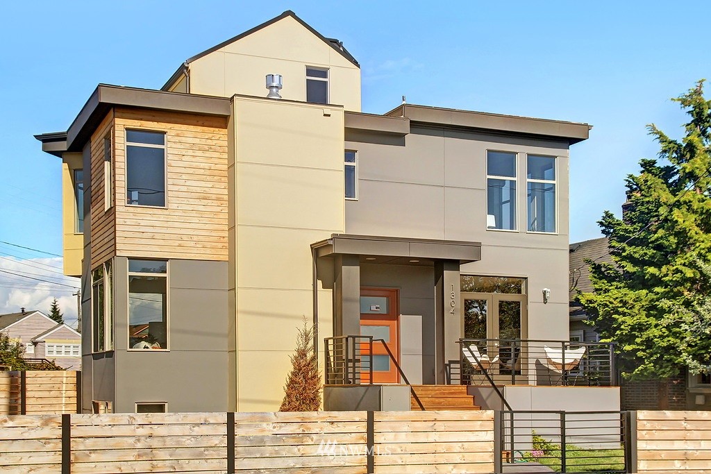 1304 North 76th Street Seattle, WA 98103 - Photo 1 of 25 Gallery Image 1