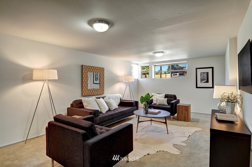 1304 North 76th Street Seattle, WA 98103 - Photo 17 of 25 Gallery Image 17