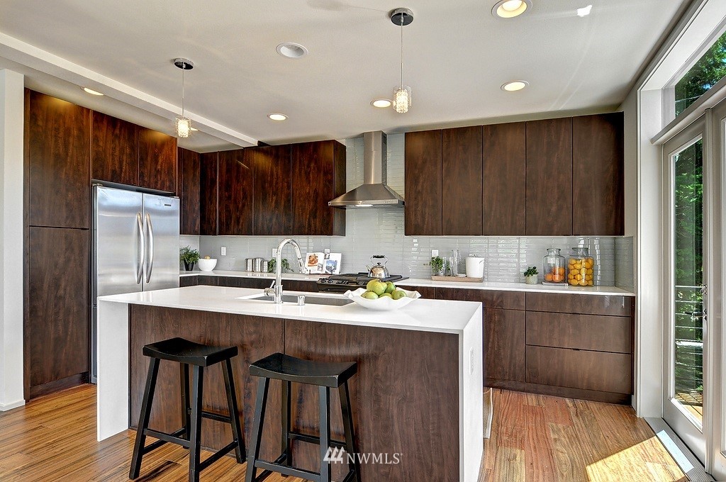 1304 North 76th Street Seattle, WA 98103 - Photo 6 of 25 Gallery Image 6
