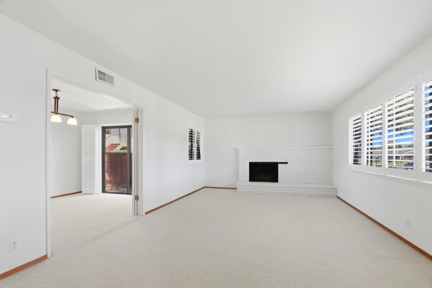 94 Roxbury Street Santa Clara, CA 95050 - Photo 14 of 26 Gallery Image 14