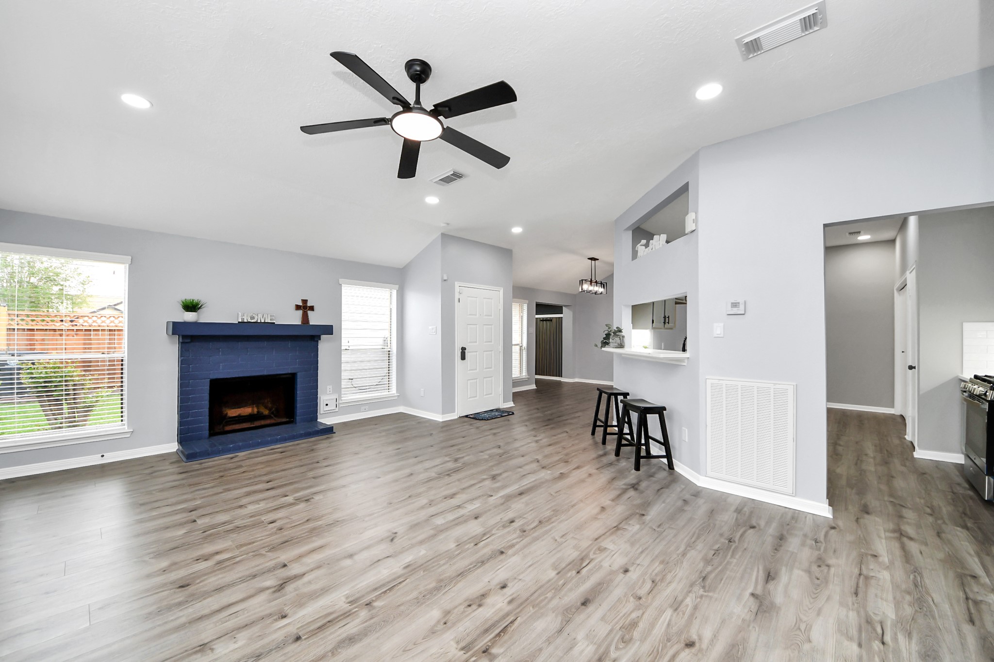 11830 Plumpoint Drive Houston, TX 77099 - Photo 11 of 40