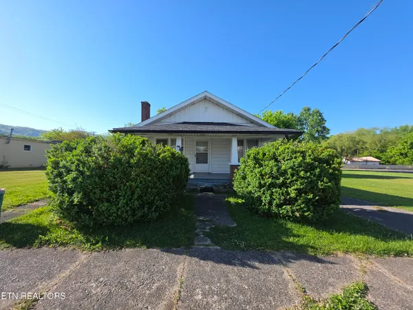 $115,000 | 1009 East Cumberland Avenue, Middlesboro, KY 40965