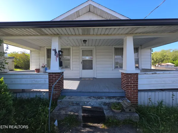 $115,000 | 1009 East Cumberland Avenue, Middlesboro, KY 40965