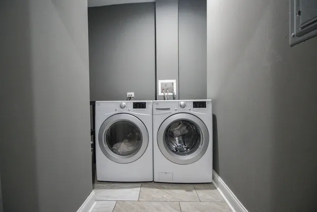 $699,999 | 321 South Richmond Street, Chicago, IL 60612