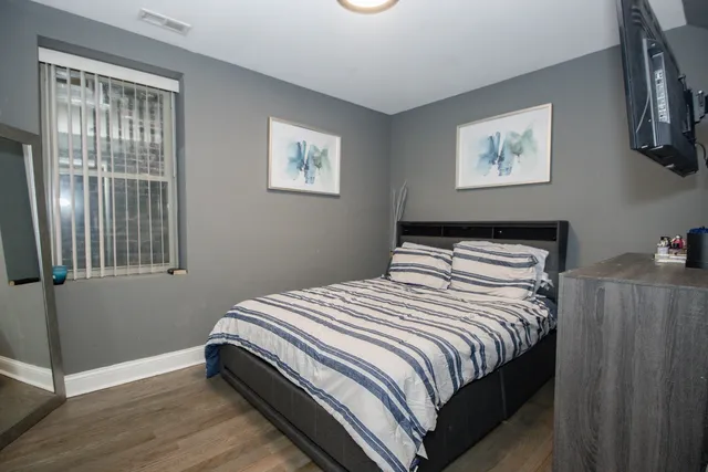 $699,999 | 321 South Richmond Street, Chicago, IL 60612