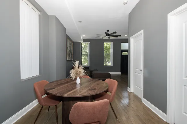 $699,999 | 321 South Richmond Street, Chicago, IL 60612