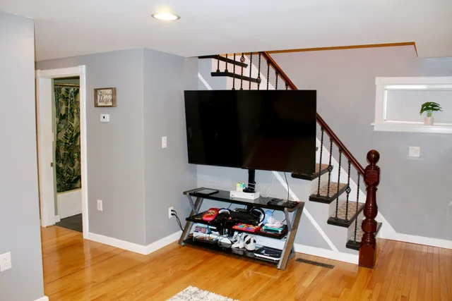 $264,000 | 154 Greenwood Avenue, Farmington, ME 04938