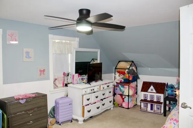 $264,000 | 154 Greenwood Avenue, Farmington, ME 04938