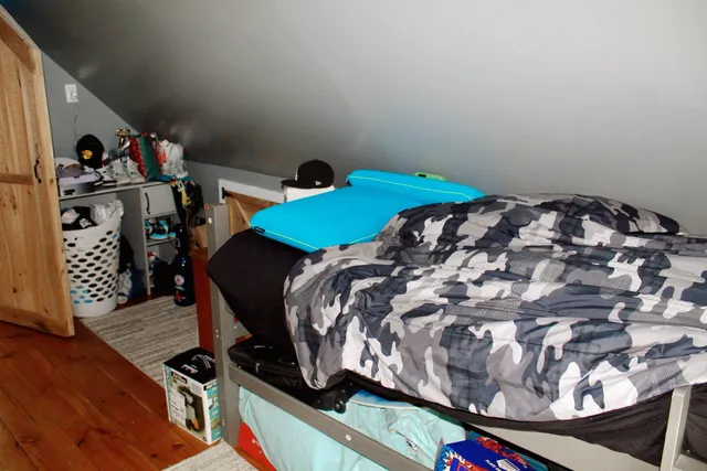 $264,000 | 154 Greenwood Avenue, Farmington, ME 04938