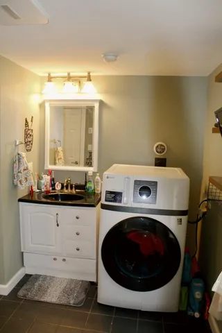 $264,000 | 154 Greenwood Avenue, Farmington, ME 04938