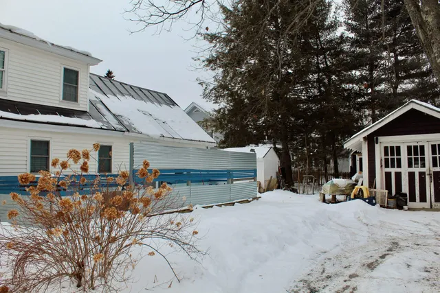 $264,000 | 154 Greenwood Avenue, Farmington, ME 04938