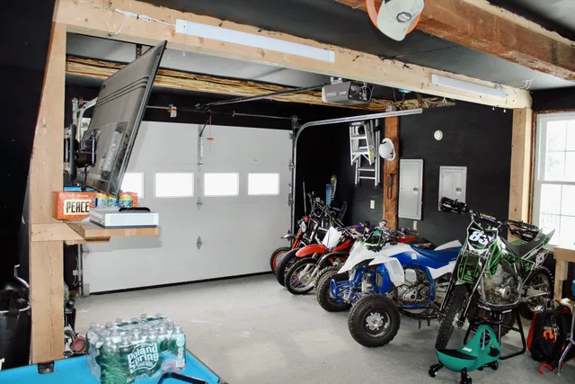 $264,000 | 154 Greenwood Avenue, Farmington, ME 04938