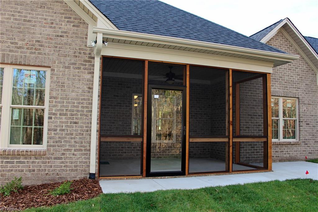 2244 Renaissance Lane High Point, NC 27262 - Photo 14 of 30 Gallery Image 14