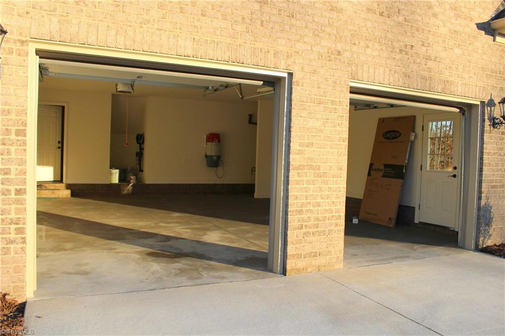 2244 Renaissance Lane High Point, NC 27262 - Photo 29 of 30 Gallery Image 29