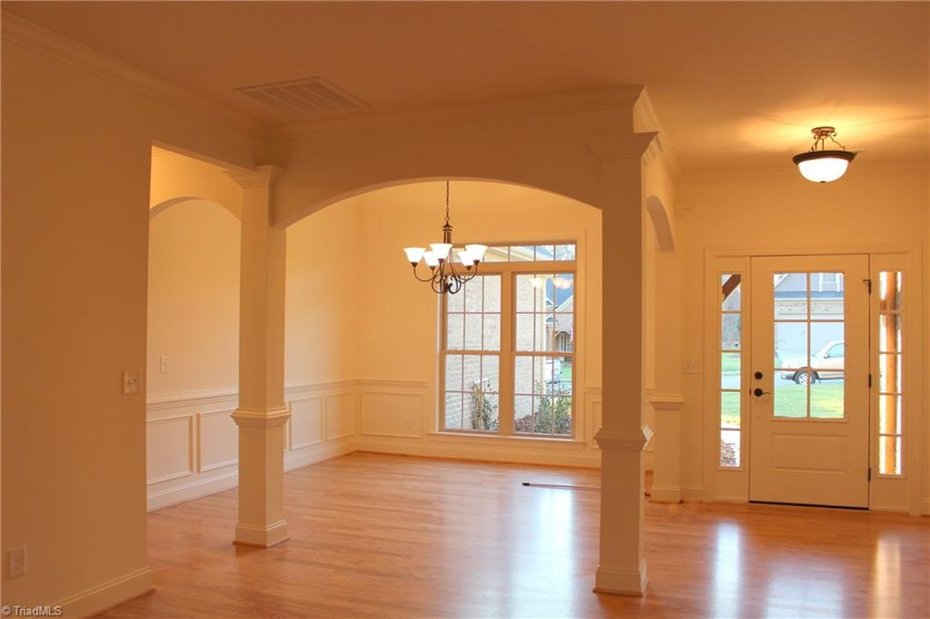 2244 Renaissance Lane High Point, NC 27262 - Photo 4 of 30 Gallery Image 4