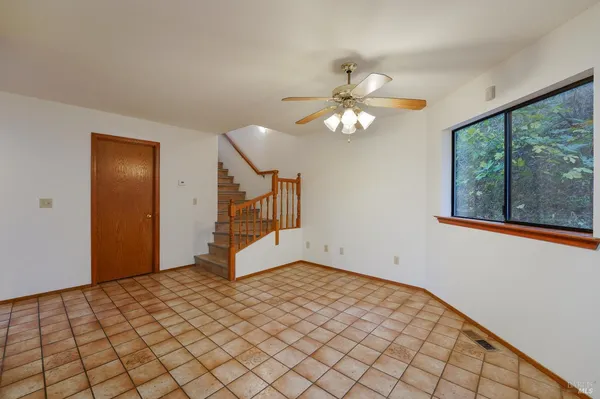 $499,000 | 301 Toyon Road, Ukiah, CA 95482