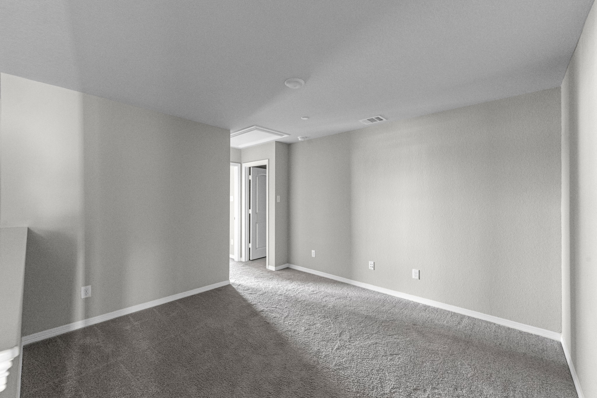 8041 Scanlan Trail Missouri City, TX 77459 - Photo 13 of 22 a view of an empty room