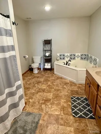 $399,900 | 8032 T Highway, Fredericktown, MO 63645