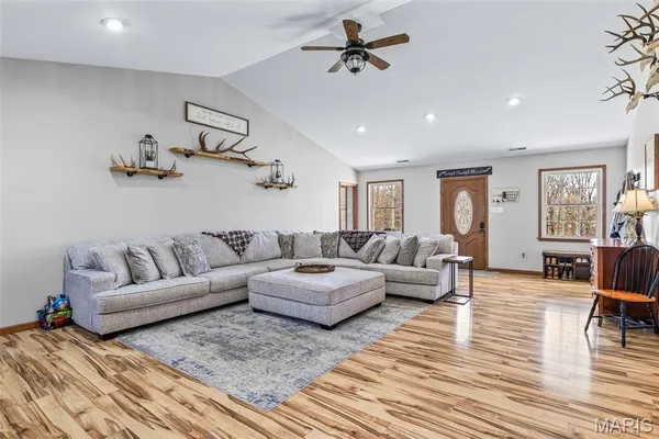 $399,900 | 8032 T Highway, Fredericktown, MO 63645