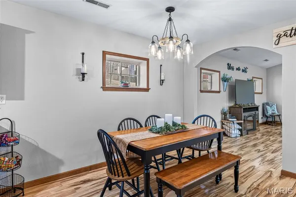 $399,900 | 8032 T Highway, Fredericktown, MO 63645